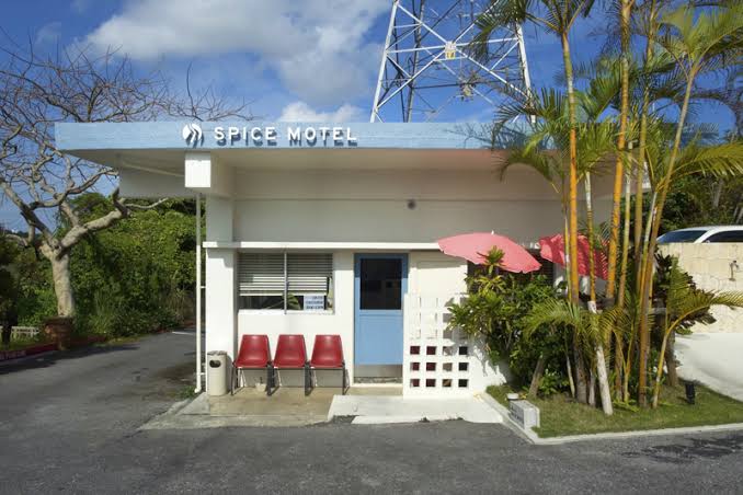 짝궁 𝒁𝒉𝒆𝒏 𝗔𝗗𝗩𝗜𝗖𝗘 Semi Hiatus Taemin Portrait Photoshoot Location Spice Motel Okinawa Taemin テミン Portrait