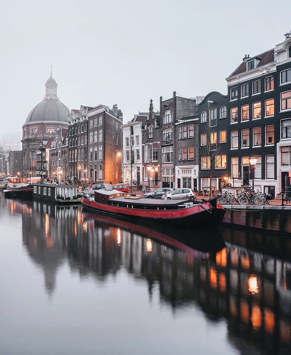 perfectplacessx's tweet photo. Amsterdam, Holanda https://t.co/ag6KPju1ft