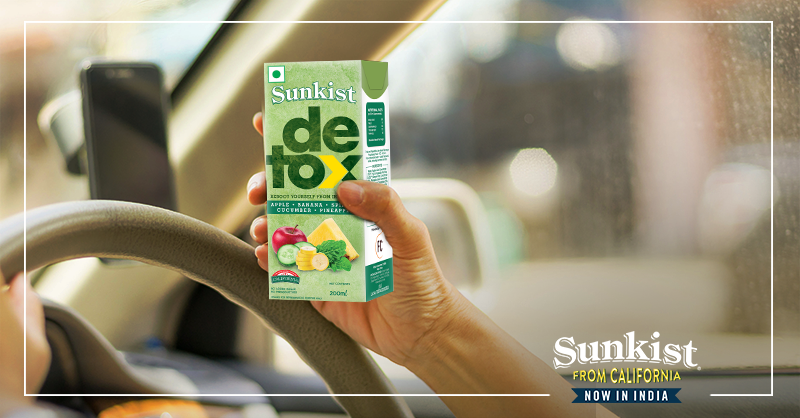 SunkistIndia's tweet photo. Say no to fuss. Take in the right stuff. #Detox 
Head to your nearest @BigBazaar to grab your pack of #Sunkist #Juices. 
#HealthyLifestyle #HealthyLife #HealthyDrinking https://t.co/ilyPO0wcMU