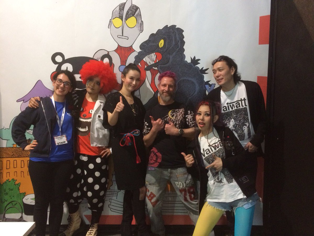 Vaiwatt2018's tweet photo. ありがとう"Be Comics! Padova"
無事に2日間終了、沢山の出会いに感謝😌
今夜はアドリア海岸沿い街、"SCUMM" in PescaraでLive‼️楽しみ
#vaiwatt #BeComics #BeComics19 #BeComicsPadova #Pescara #miou
#Padova #scumm https://t.co/5aweZtfj7C