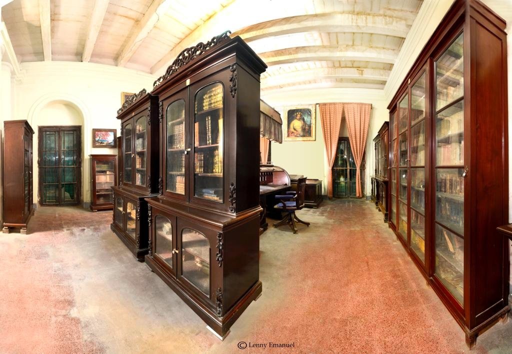 Chakdighi's tweet photo. Library at Baganbati, Chakdighi, Burdwan #Bengal #Heritage https://t.co/QfWCjgXBPF