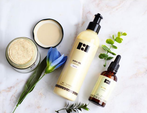 Beautella_ca's tweet photo. Keep your skin moisturize &amp; refreshed with @randrluxury’s all natural skincare products!
#skin #skincareroutine #skincareproducts #koreanbeautyproduct #beautylovers #naturalbeauty #naturalbeautyproducts #naturalbeautyblogger #naturalbeautybrands #oils #torontobeauty #torontostyle https://t.co/avKro9bq24