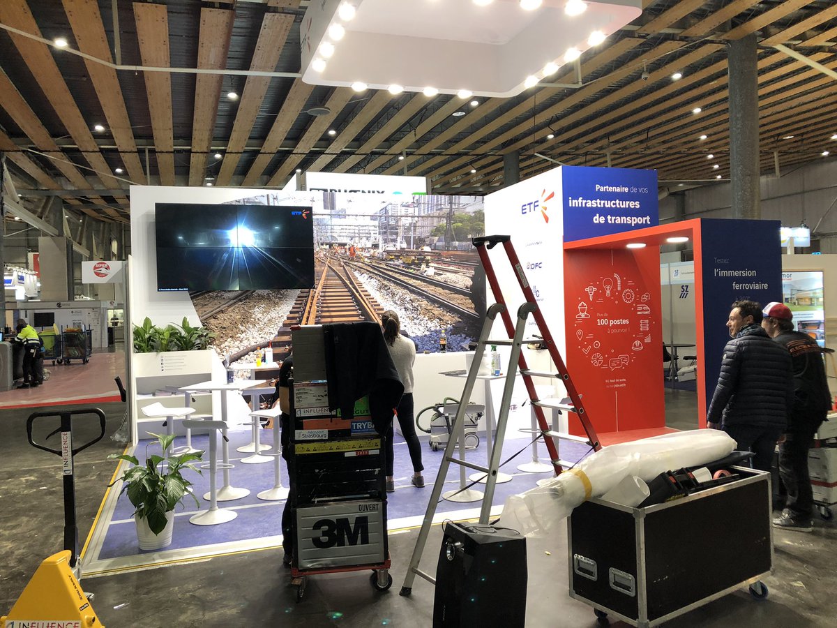 Johann_Pages's tweet photo. @SIFER2019 on est quasi prêt ! Ouverture des portes au public à 10h ce matin ! @mathilde_lcn @bricetournaire @PulsemediaProd @ETFrailway #teamETF #360video #recrutement https://t.co/sCtVSGhKqF