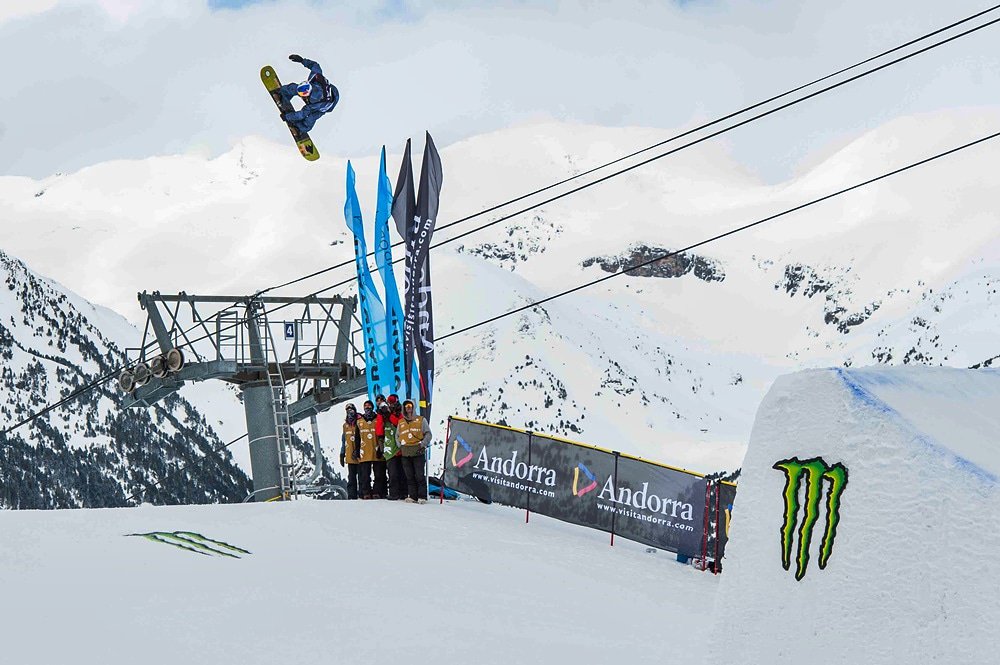 Soloskinet's tweet photo. El @grandvalira #TotalFight llenará del mejor #Freestyle la estación Andorrana de #Grandvalira
https://t.co/fikQkhwOOP https://t.co/YVNmTXcxHP