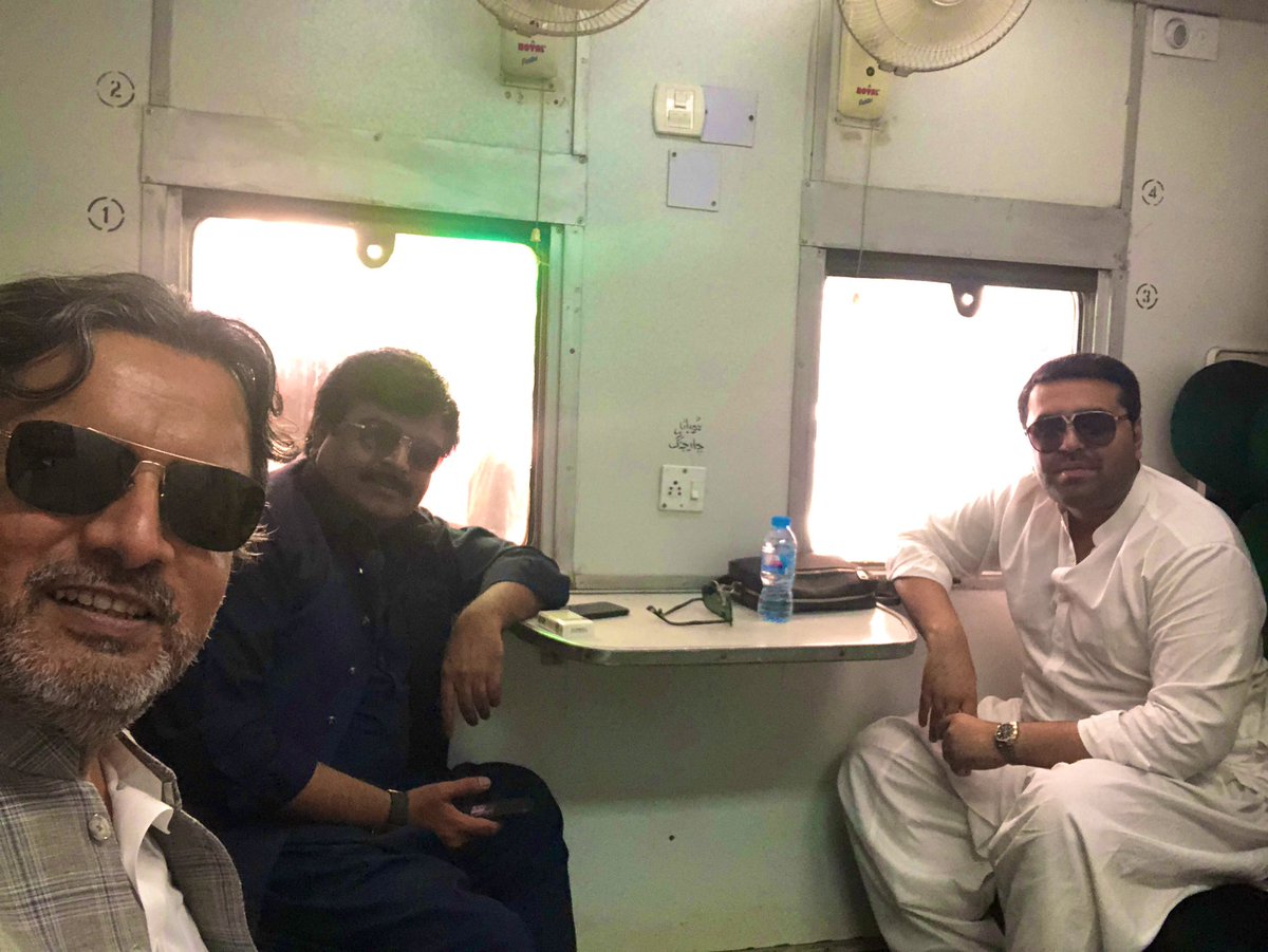 Qasimsoomro's tweet photo. #KarwanEBhutto @BBhuttoZardari @MuradAliShahPPP @BakhtawarBZ @AseefaBZ @sardarshah1 @MakhdoomMehboob @MediaCellPPP https://t.co/djdXNatqx2