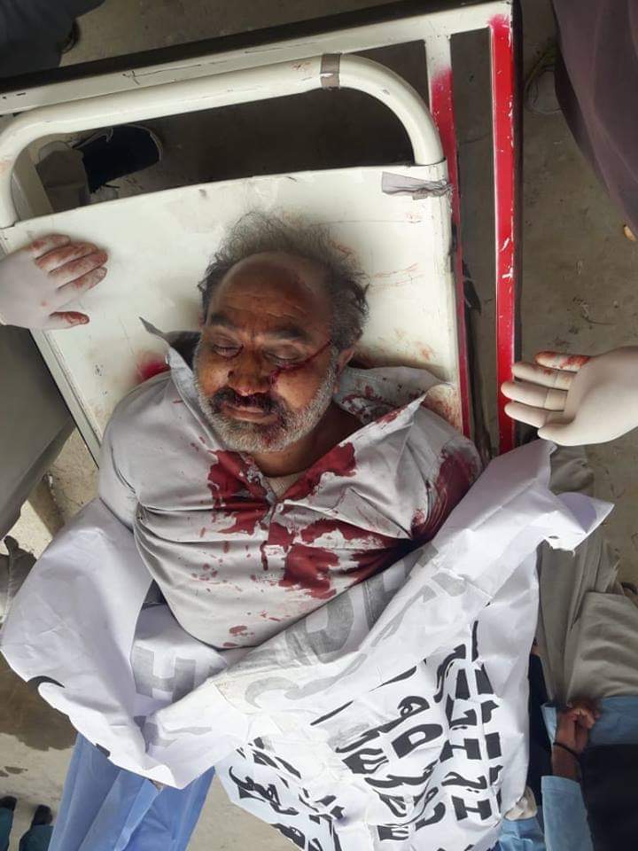ShiaAlert's tweet photo. #Quetta: Dukani Baba Pul Ke Qareb #SipaheSahaba Ki Firing Se Superintendent Balochistan University Hussain Shah Shaheed Hogae. https://t.co/oujyiJgPFe