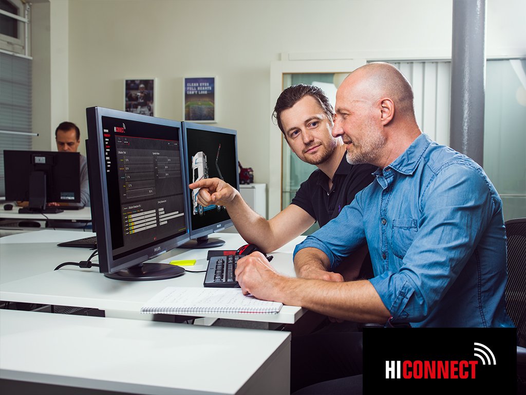 HiabOfficialUK's tweet photo. With #HiConnect, you’re in constant contact with each unit of your fleet – every lift, every movement – helping you manage your #HIAB/#MULTILIFT load-handling equipment more efficiently. #BuiltToPerform 🐘 https://t.co/Sh0MIAaiOJ https://t.co/UgFJjbuaQ9