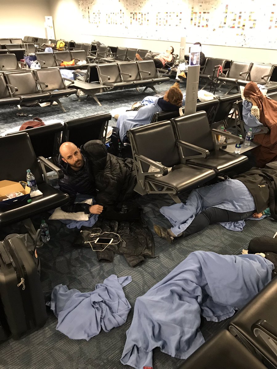 pablodana's tweet photo. @Delta Comfortable+ 👍🏻 https://t.co/PFZvANzqd6