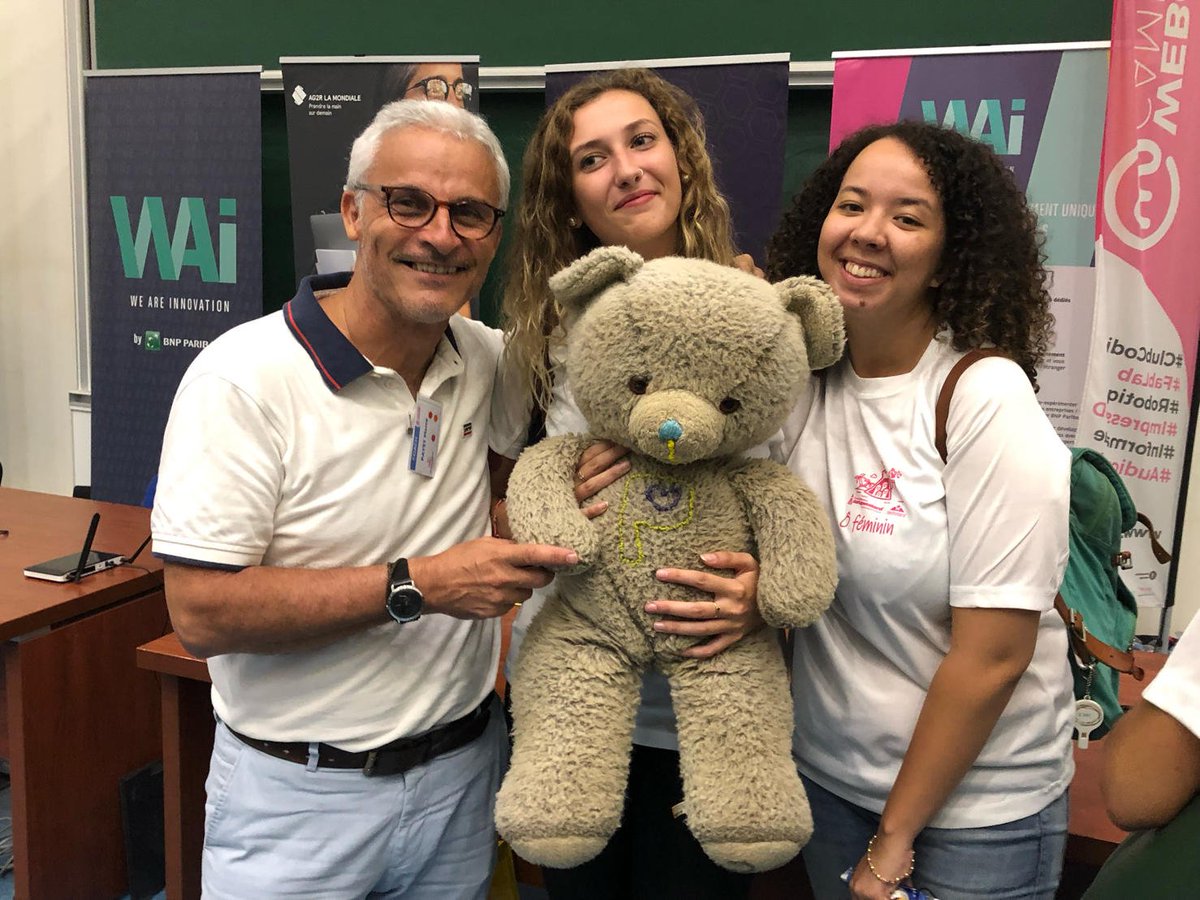 nestreunion's tweet photo. Startup Weekend Ô féminin is over ! Félicitations ! En tant que promoteur de l'entrepreneuriat, l'association THE NEST BY &amp; FOR ENTREPRENEURS était présente pour coacher ces jeunes entrepreneures avec Evelyne MARIANNE FAREL mais également en tant que participants (plusieurs) :)) https://t.co/XuN2jk9h9L