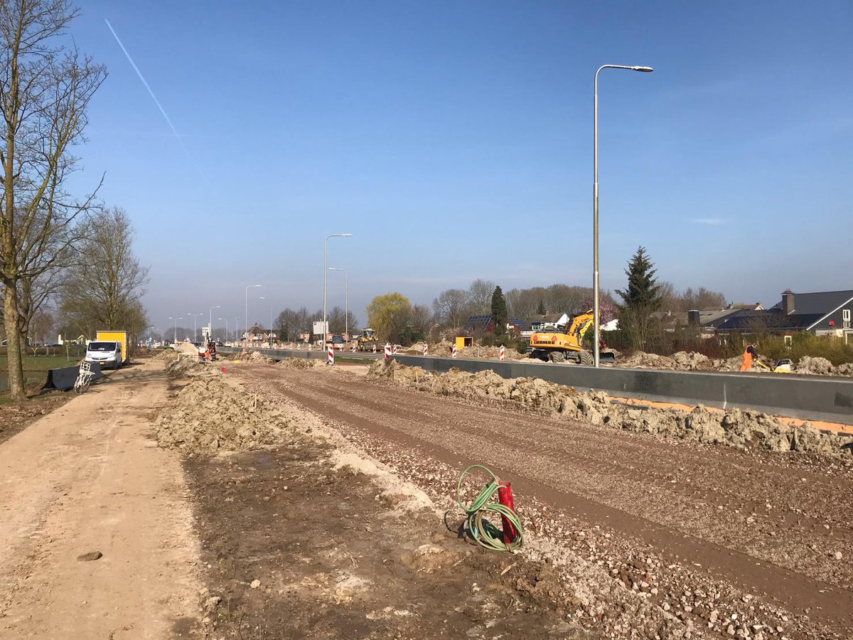 De voorbereidingen voor de nieuwe Arnhemseweg zijn in volle gang. Op naar een optimaal bereikbaar Zevenaar! #opweginzevenaar