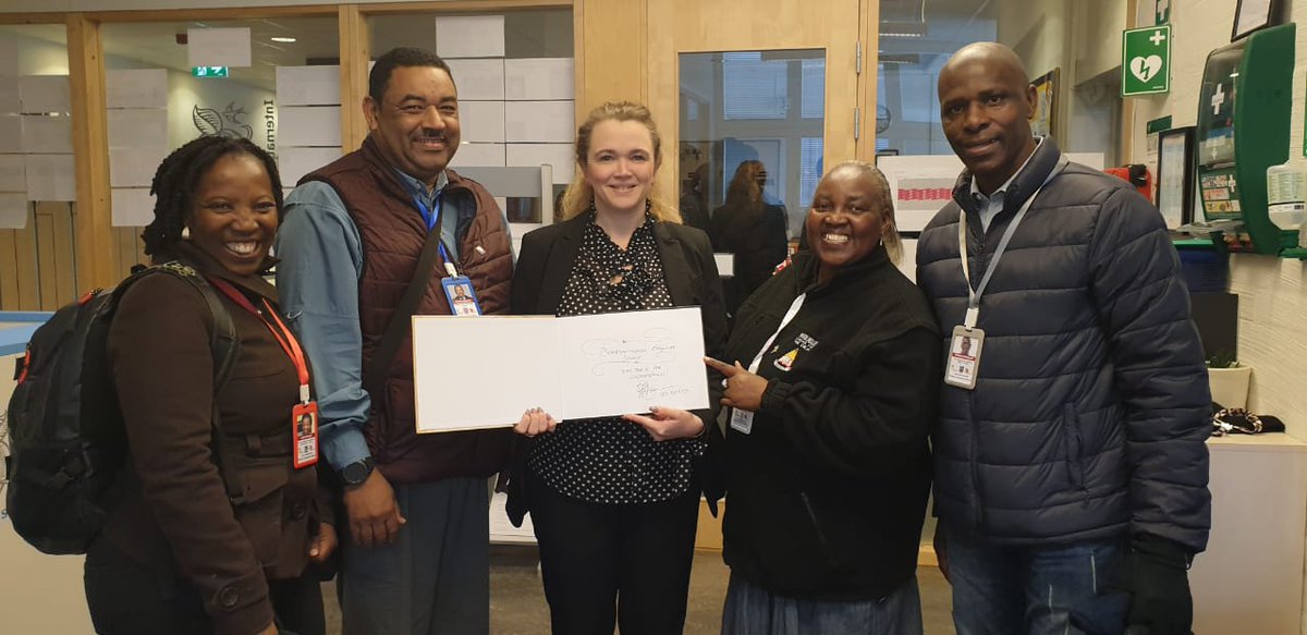 EMubuntu's tweet photo. SA team of Principals carries #MusaInspires message to IESJ Principal, Annakarin Johansson in #Stockholm with book and special message from Musa E. Zulu ⁦@MUSAEZULU⁩ ⁦@mbonambi_linda⁩ ⁦@IamMbusoZA⁩ @JmTsharane @resandrews ⁦@wisehubsa⁩ #AccountabilityThinking #MusaInspires https://t.co/dEPxIpcy9Y