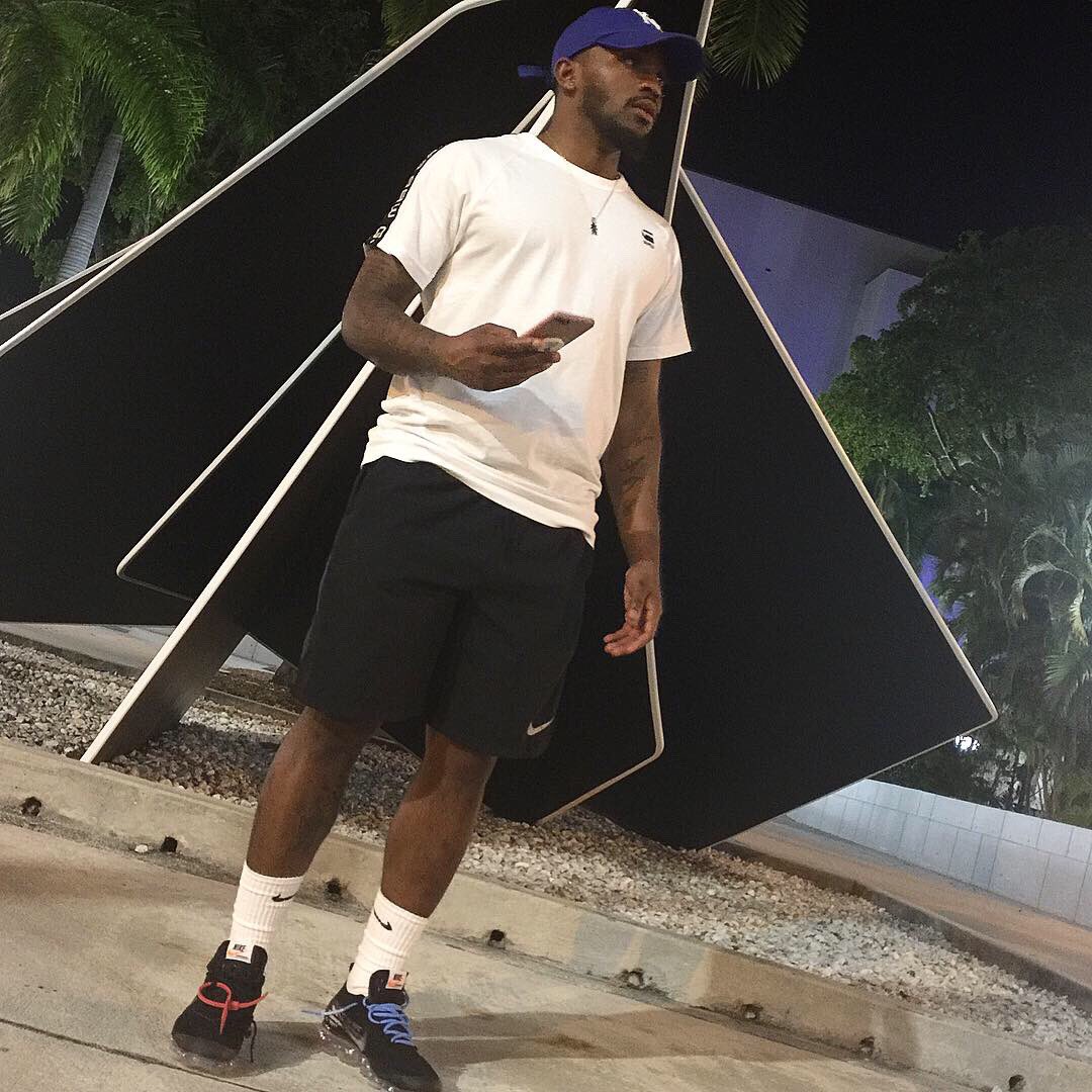 SaucedupSavy's tweet image. OFF Whites on a OFF Night ❄️ #versace #southbeach #eeeee