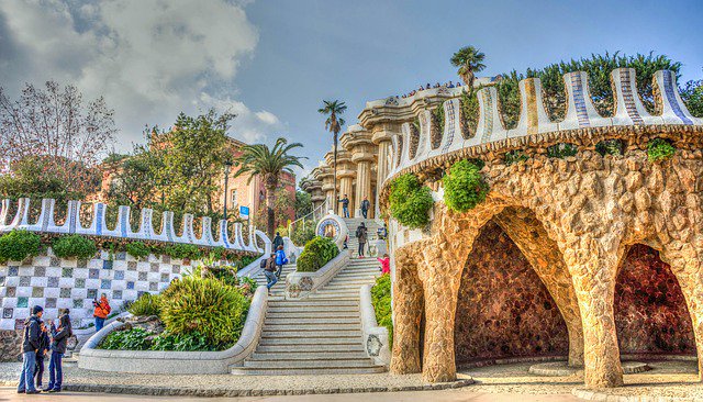 TripplyVoyages's tweet photo. #MardiDevinette : Arriverez-vous à deviner quelle ville fera le sujet du prochain #JeudiDestination ? 🧐 https://t.co/J8ECz5OApX