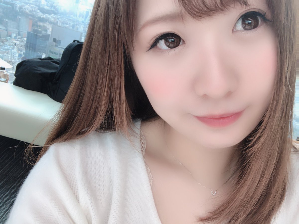 急ではありますが
18:00〜19:00配信します！！

いいねコメントも応援になるので
是非来れたらきてくれたら嬉しいです！😭💖

よろしくお願いします！！