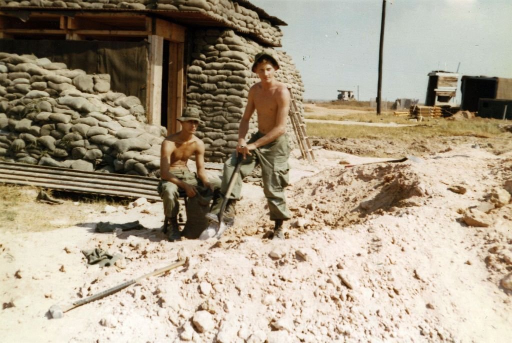 Which brings me back to sandbags. Filling sandbags is not complicated and the same method has been used since sandbags were first used but there are better ways, equipment and techniques that maximise fill rate either with manual or mechanical approaches/25