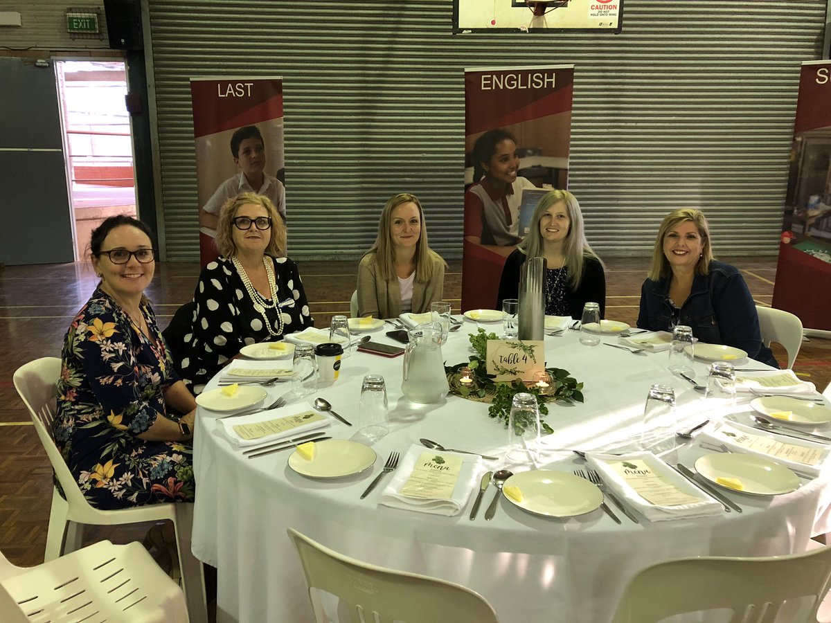 lizsculley59's tweet photo. It’s a tough gig supporting our local high school peers, but the crew from @SarahRedfernHS are happy to step up! Thanks @tr_high for your inaugural T-Red Restaurant experience #supportingstudents @_iEndo @LyndyClowry https://t.co/slE7zgVRdl