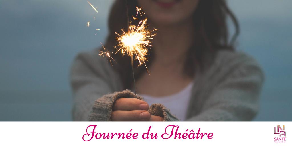 C'est la #JourneeDuTheatre ! Le saviez-vous ? 
Le théâtre permet de travailler sa mémoire, de nouer des liens, de se dépasser. 
De beaux moments d'échanges et de complicité pour les résidents en #ehpad 
@tnbrennes  @TheatreOdeon