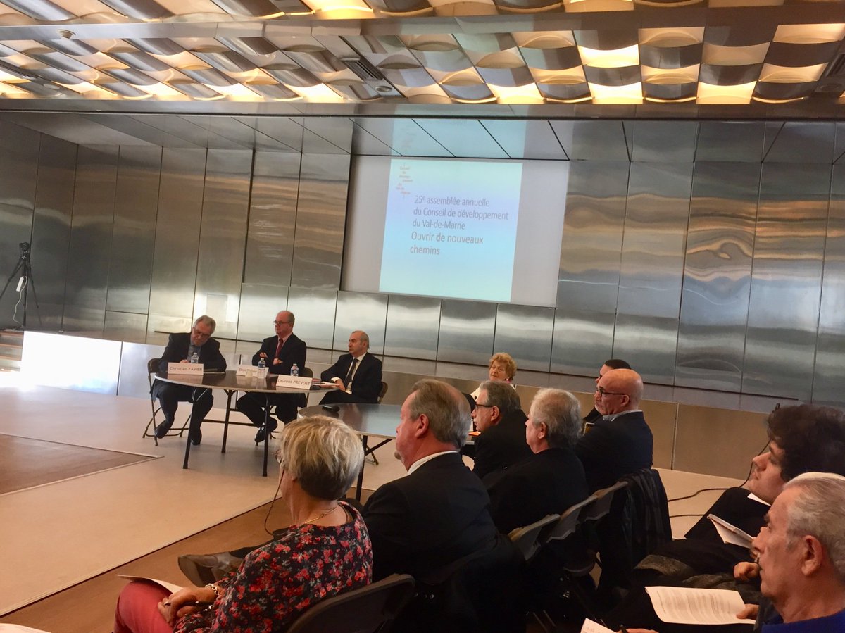 CecileMorisson's tweet image. @Sadev94 ce matin à l’assemblée générale du @codev_94, un partenaire incontournable pour alimenter nos réflexions sur la production de nos projets urbains !