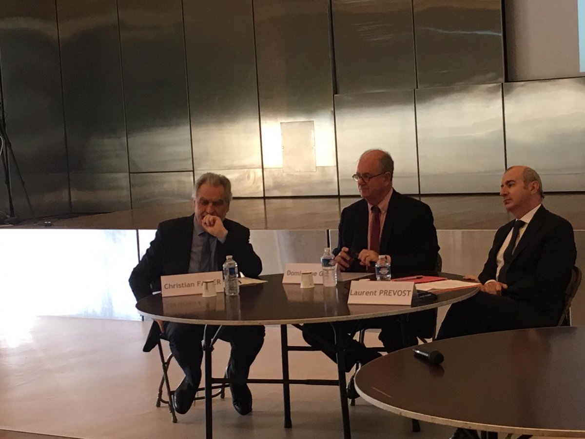 Prefet94's tweet image. 📣 Le préfet participe l'AG du @codev_94 du #ValdeMarne qui fête aujourd'hui son 25e anniversaire ! Cette association est reconnue pour contribuer pleinement à la définition des projets de territoire de demain ! #Logement #Mobilité #Emploi