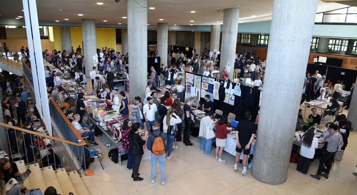 Art book fairs are "a central forum for constituting and nurturing a community around publishing as artistic practice," writes Michalis Pichler, editor of the forthcoming book "Publishing Manifestos," in this piece on the MIT Press Blog <a href="/missreadberlin/">Miss Read</a> 

ow.ly/M7jp50o8HNq
