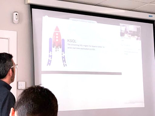 pue_data's tweet photo. Workshop de KSQL con @confluentinc en @ticPUE 
Technical knowledge for #ApacheKafka https://t.co/aQQ2g5gPTy