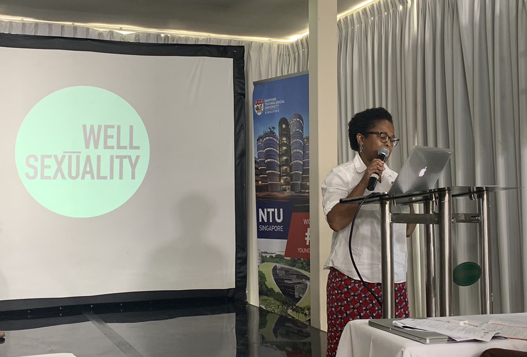 ehwoza's tweet photo. Ok I’d better stop tweeting and start listening. Last one for the morning. Now up Dr Nolwazi Mkhwanazi from @WitsWiSER talking about her work around families and later the @WellSexuality project, which we loved collaborating on 🔥🙌 https://t.co/lAHWx9DlkD
