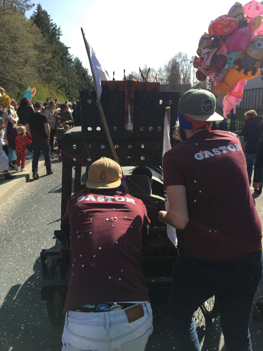 RecupTaCaisse's tweet photo. Ce weekend Gaston en mode #carnaval à @HSC_14200 https://t.co/NXtTd1JRzG