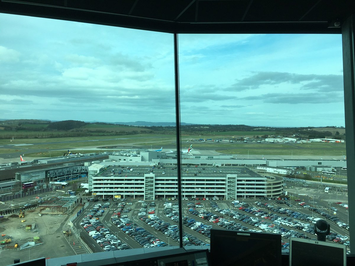 donkersley's tweet photo. I was fortunate to be at Edinburgh air traffic control yesterday to see a great team in action #managers #development #ANS https://t.co/x4dOb5Ikcj
