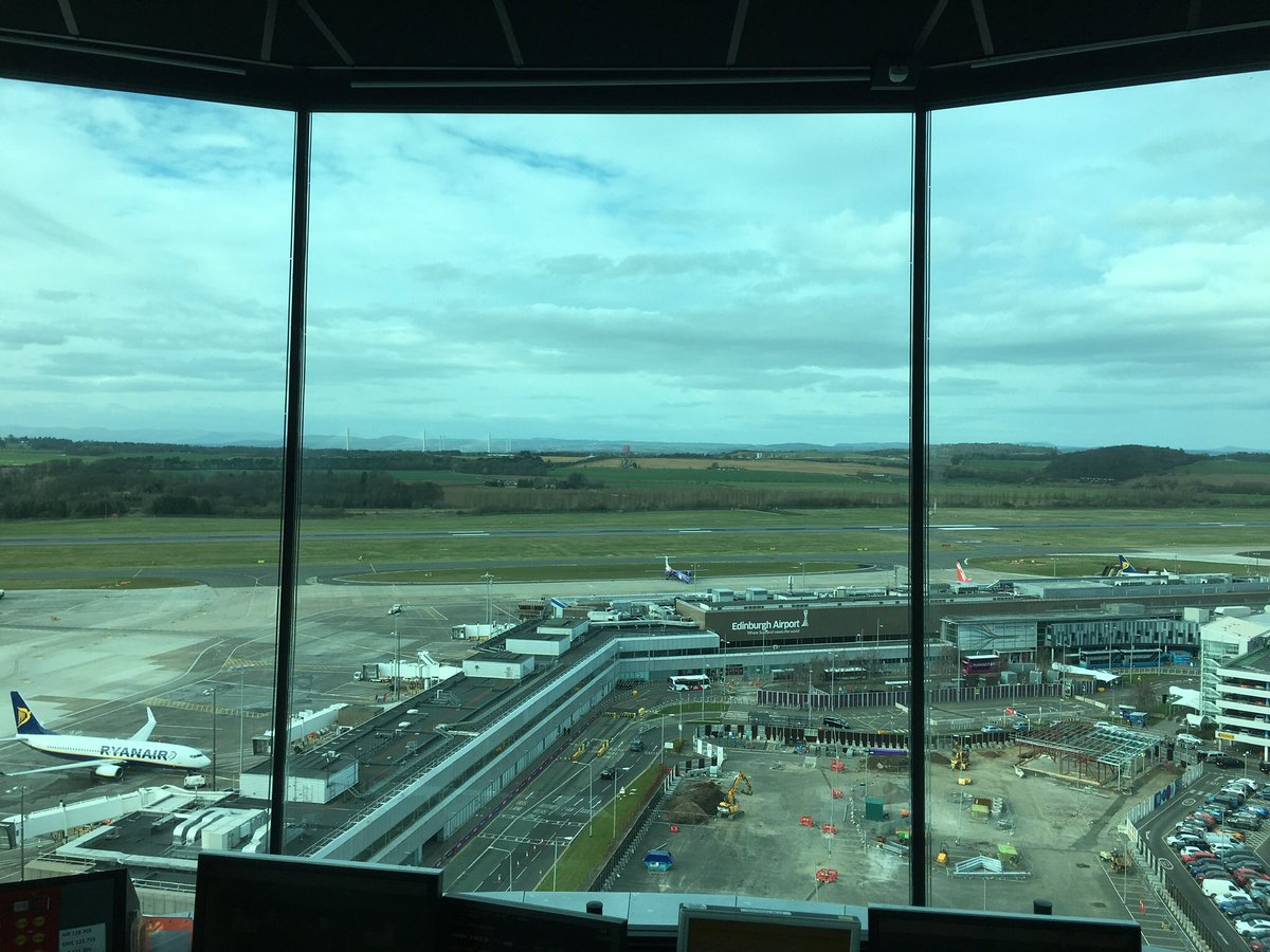 donkersley's tweet photo. I was fortunate to be at Edinburgh air traffic control yesterday to see a great team in action #managers #development #ANS https://t.co/x4dOb5Ikcj