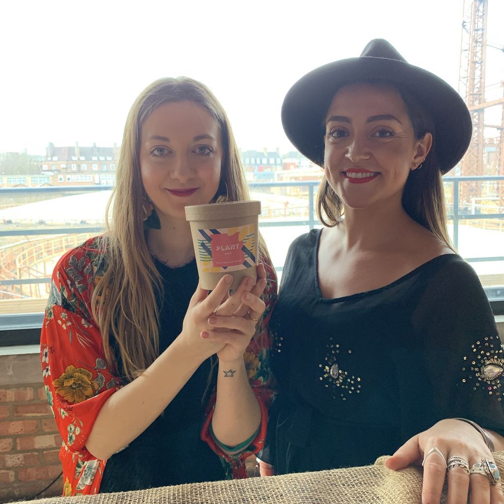 Always a pleasure to meet fellow #plantlabculinary alumni (a rare pleasure. So rare in fact that it's never happened, until #shelovesplants). Loving your work <a href="/lauren_lovatt/">LaurenLovatt</a> 👌 #plantbasedbusiness