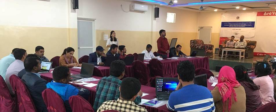 IOMnepal's tweet photo. A two-days orientation programme for #MigrantResourceCenter (#MRC) counsellors n other stakeholders on linking up foreign employment #JobPortal w/ #MRCs to foster safe migration being held at #Province2 #BardibasCorridor. #SaferMigration #InformedDecision #DignifiedMigration https://t.co/d4yh9kNsSU