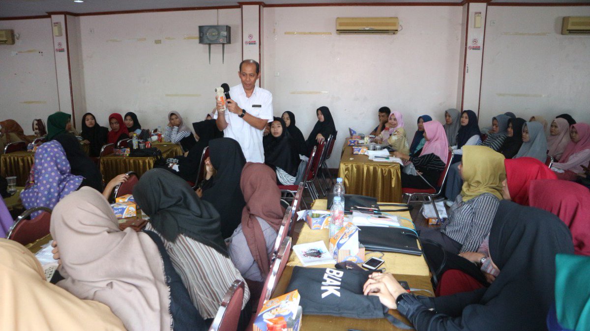 1 Setelah warga Bone mendapat penjelasan tentang peran dan fungsi lembaga, kali ini BAPETEN melakukan Diseminasi Perencanaan Program Pengawasan Pemanfaatan Tenaga Nuklir di Indonesia kepada mahasiswa Universitas Muhammadiyah Pare-pare, Selasa (26/3).
#bapeten
#keselamatanradiasi