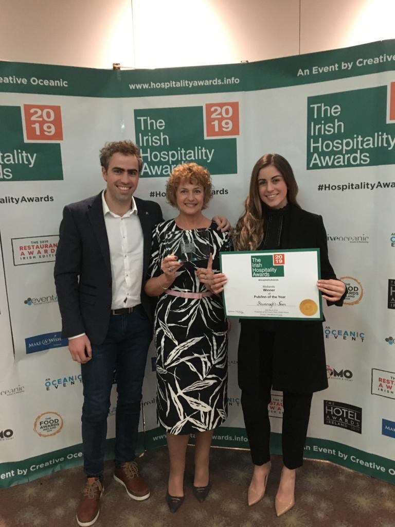 Great night last night at the #HospitalityAwards and we were absolutely thrilled to win Best Pub for the Midlands region and then the overall Best Pub in Ireland award. Thanks to all the crew here who make it all happen #plantyourselfinkavanaghs