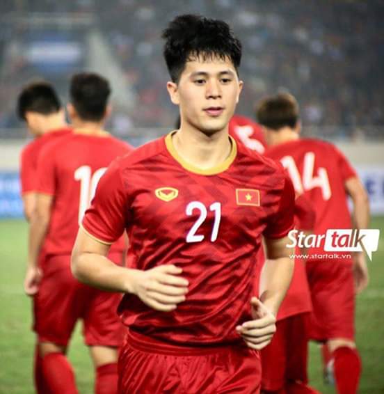 Việt Nam Fighting🇻🇳⚽🇻🇳⚽
#dinhtrong #trandinhtrong #u23 #hanoifc #vietnam #football #vietnam #quanghai #nguyenquanghai #FolloMe #follow #like #follow4follow #followforfollowback