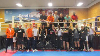 Nederlandse boksselectie verzorgt training voor Gladiatoren aan de Maas - boksen.nl/nederlandse-bo…