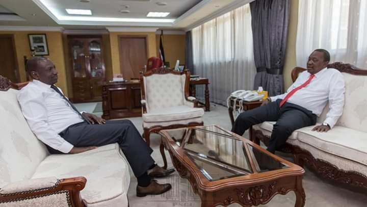 patricksafariR's tweet photo. Can body language experts tell us more about this.
Coz to me i see the DPs pose, face and general body language displaying disenchantment and indifference https://t.co/rphDvjtjUX