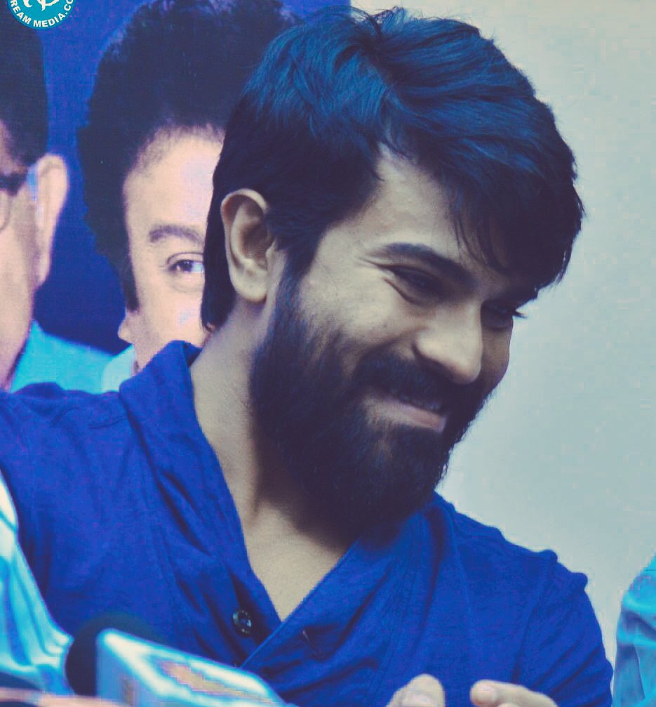 CineInfo_TFI's tweet photo. 😘😘😘💕
#HBDRamCharan https://t.co/aqwukKYHe9
