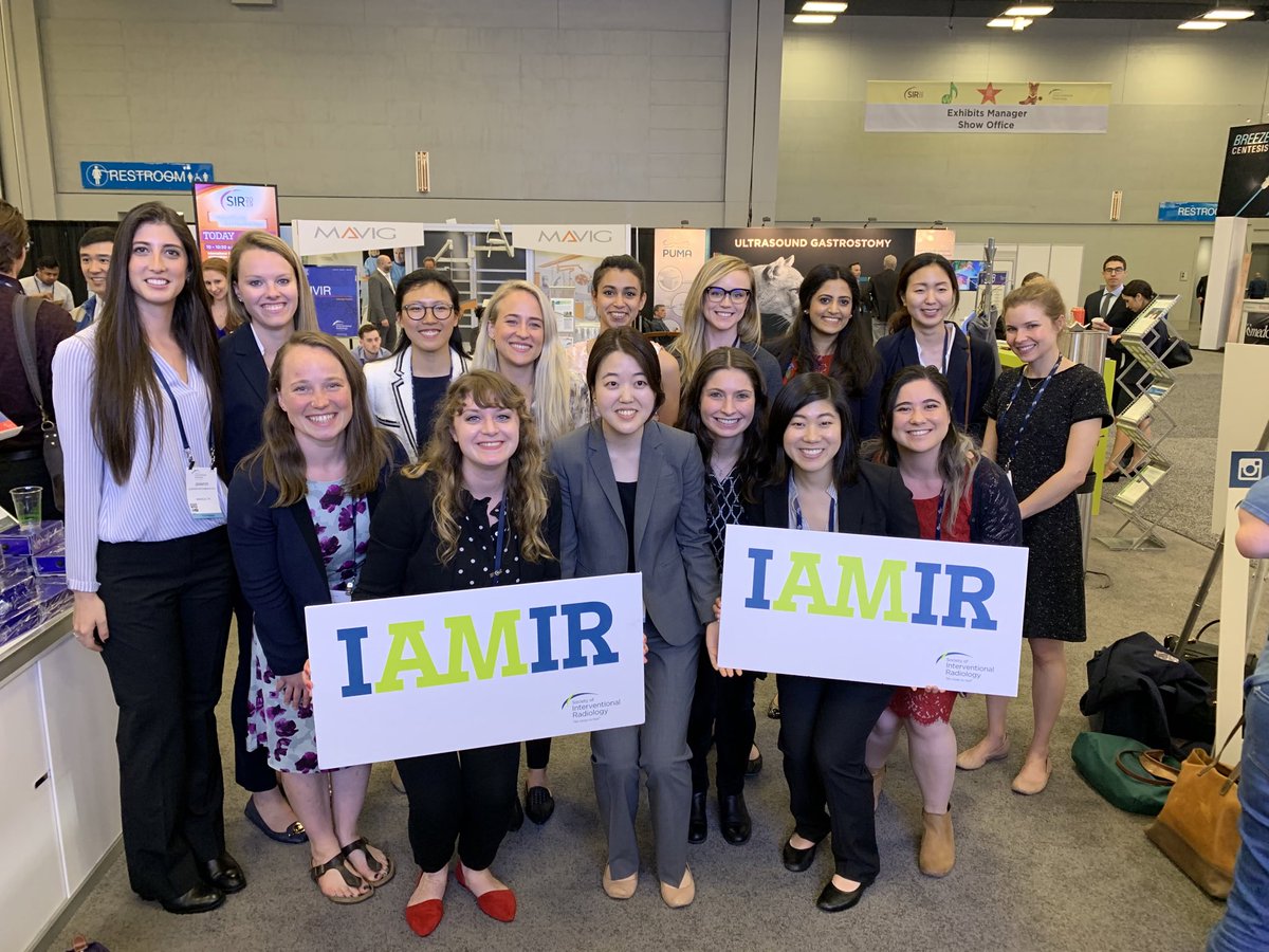 Part of the future female #IRadRes class of 2025 at #SIRATX19! Excited to stand beside you amazing women ❤️ <a href="/womenirads/">WomeninIR</a> <a href="/RadiologyChicks/">RadCX™</a> <a href="/SIRspecialists/">Society of Interventional Radiology</a> #IAmIR