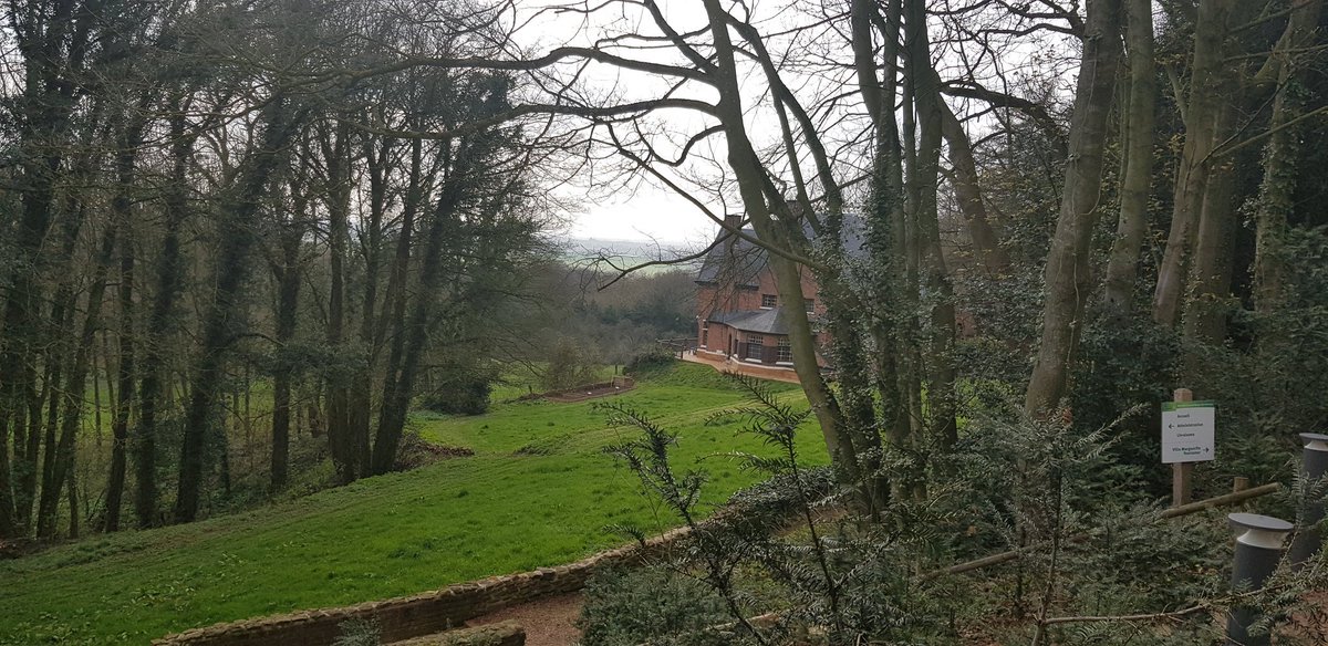 Patrick_Valois's tweet photo. Grand événement éco-sportif⤵️
Le @departement59, que je représente avec @MARLABOSSE, signe la Charte du Nord Trail Monts des Flandres à la Villa Yourcenar
Du sport, dans les #ENS, dans une pépite culturelle du #Nord, en Transfrontalier rural, en comportement écoresponsable
#CDESI https://t.co/Cn49QWDZR9