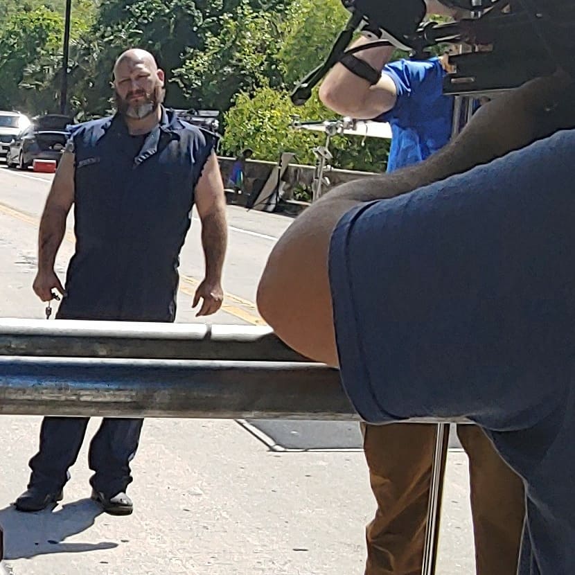 _ChrisApplegate's tweet photo. Not sure why I keep getting casted as the badguy😂
On the set of the Terror Tales series (episode 10) "Breakdown"
#ihorror #cineview #terrortales
#film #acting #actor #film #actorslife #model #actors #photography #movie #hollywood #movies #cinema #filmmaking #like #follow #tv https://t.co/qoTAhH46M4