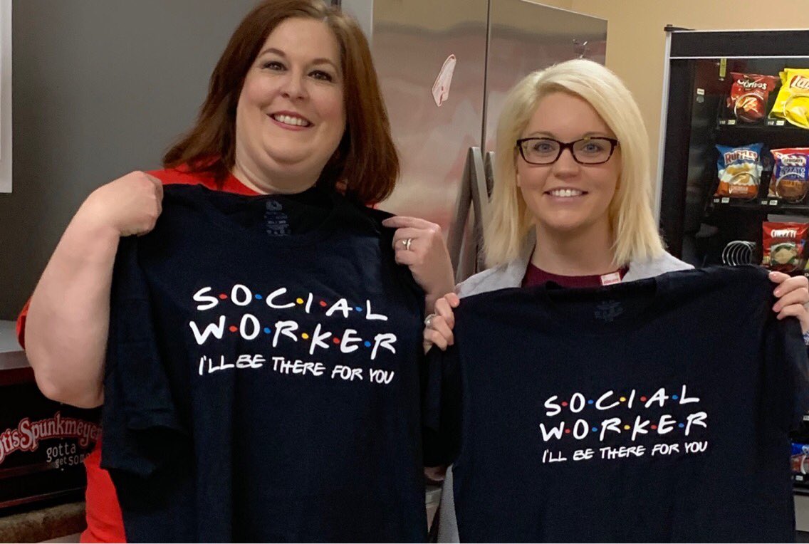 Alacare's tweet photo. In honor of #SocialWorkMonth, the Alacare Scottsboro Branch recognized Amanda Putnam and Kari Owens for all the invaluable work that they do! Thank YOU!
#SocialWorkers #AlacareFamily https://t.co/Wznp2MM1cX