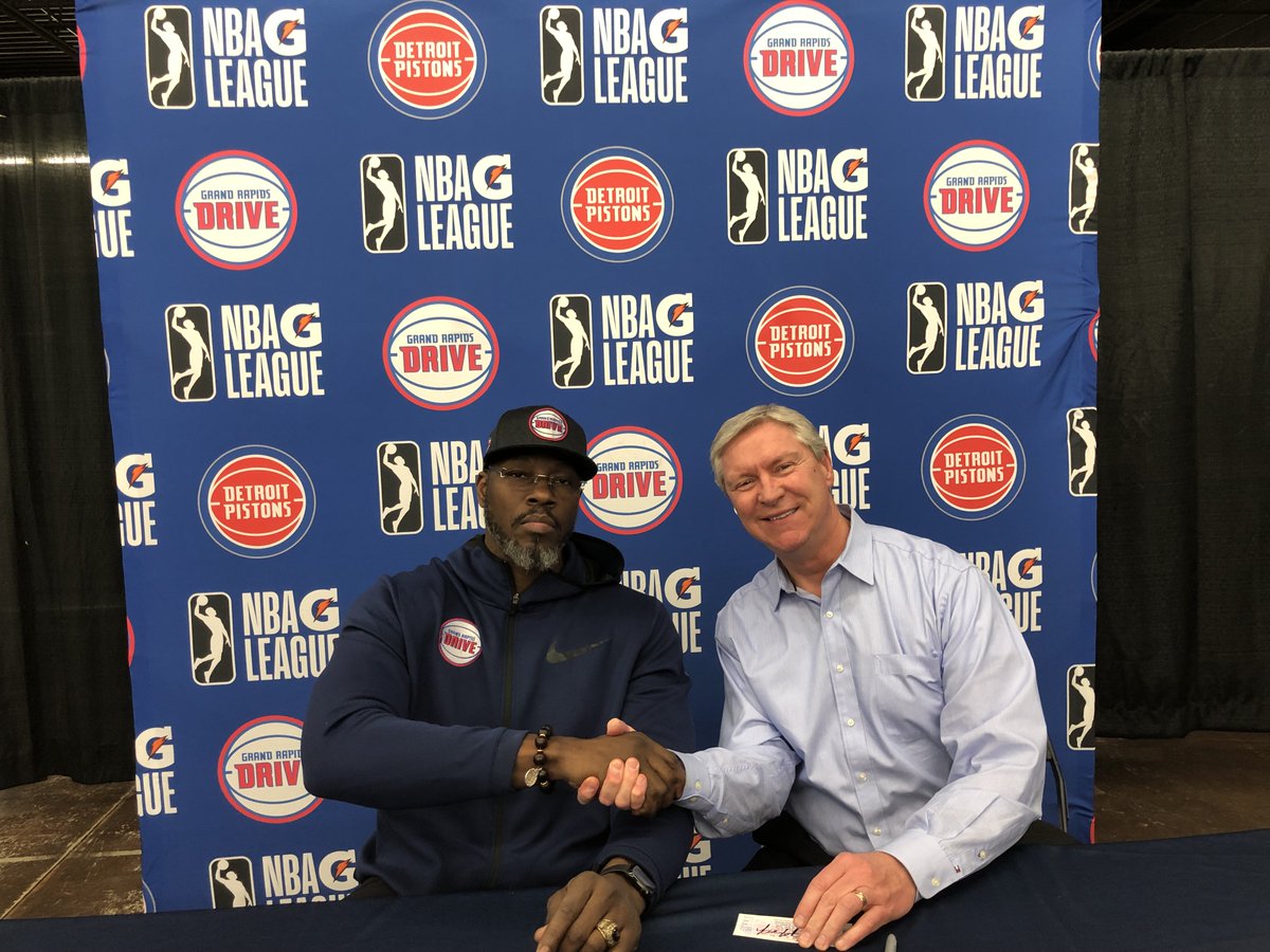 Compass_College's tweet image. Cheering on our local team as the @grdrive starts the #GLeaguePlayoffs today! @Compass_College President Jay Greer had the privilege of meeting part-owner Ben Wallace at a Drive event last week. There are great career opportunities for film students in Sports Media!