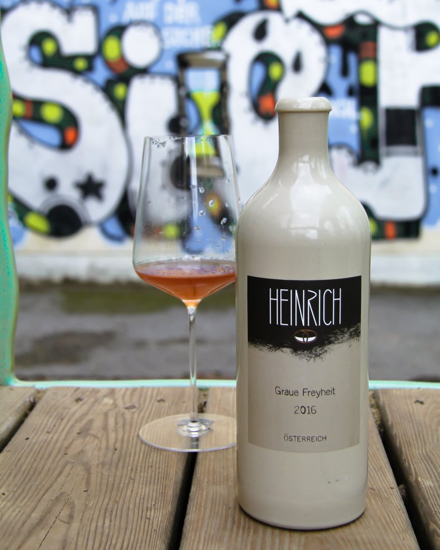 vivavinifera's tweet photo. I love being able to taste wines like this that really do show how freedom (Freiheit) can taste: down to earth, authentic and straight. #TuesdayThoughts #austrianwine #wine #winefood #winetime 
https://t.co/f0VVLkHdZP https://t.co/SWmhMgH2YS