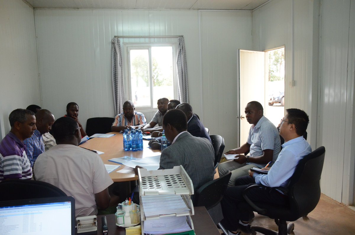 CDICCTransNzoia's tweet photo. Following this, the team inspected and had a site meeting discussing the 58 km Webuye-Kitale Road which is currently 99.41% complete #KenyaMbele @PDUDelivery https://t.co/HWrXeEGUCG