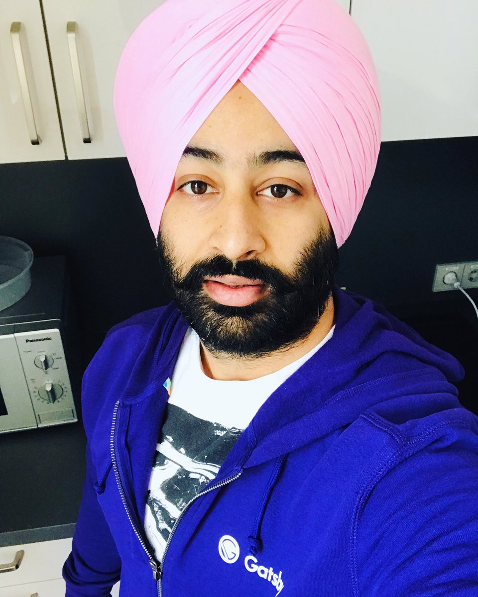 gurpreeth's tweet image. Lovely addition to my wardrobe. Thank you so much @gatsbyjs for the purple hoodie. Love it 💜

#gastbyjs #javascript #devs