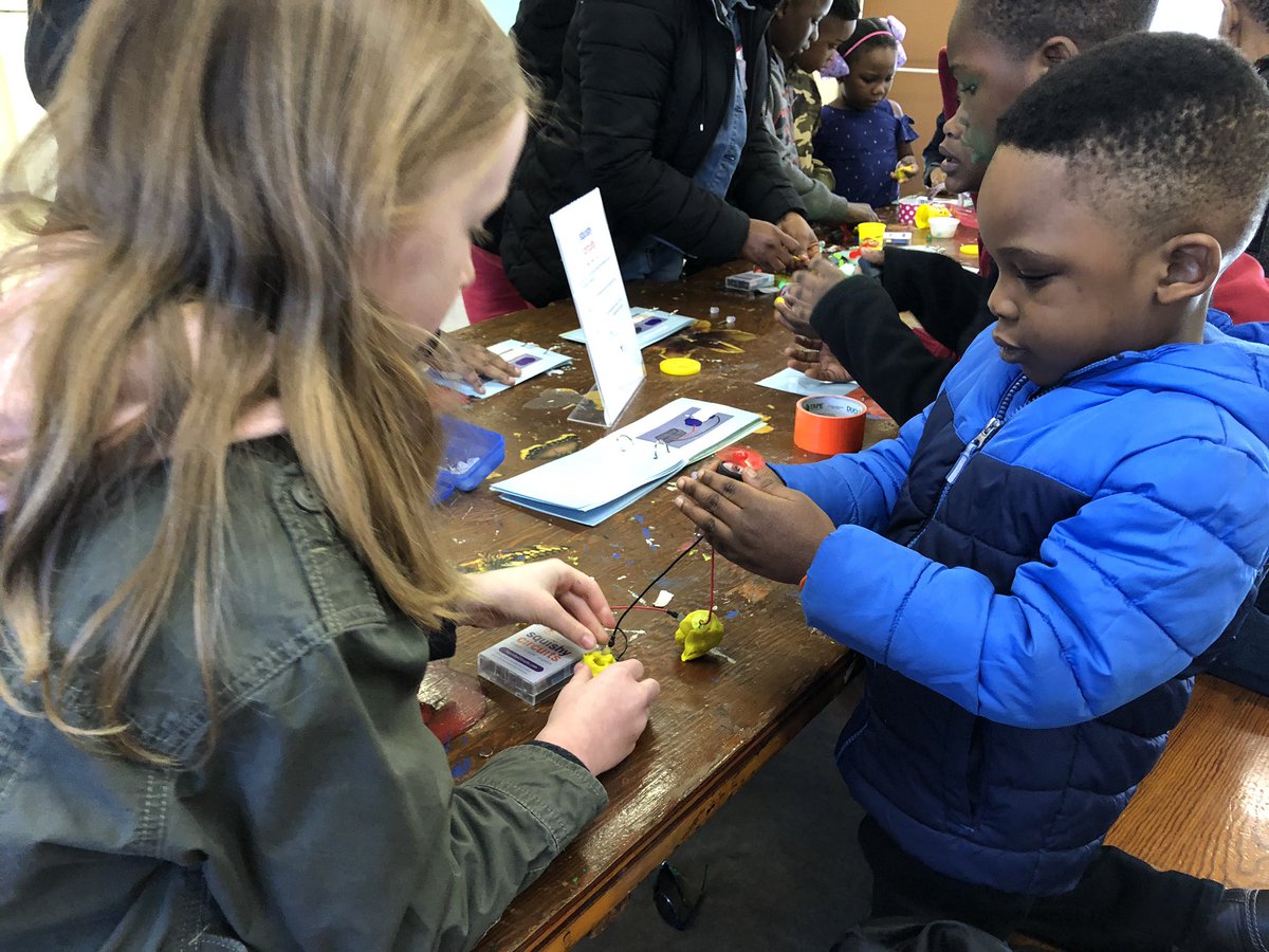senoramabry's tweet photo. Newcomer field trip for MSD of Wayne Township. Great stem fun! @WayneTwpSchools @HarrisLeads @blessedbukkie1 https://t.co/qzA2DPpEMG
