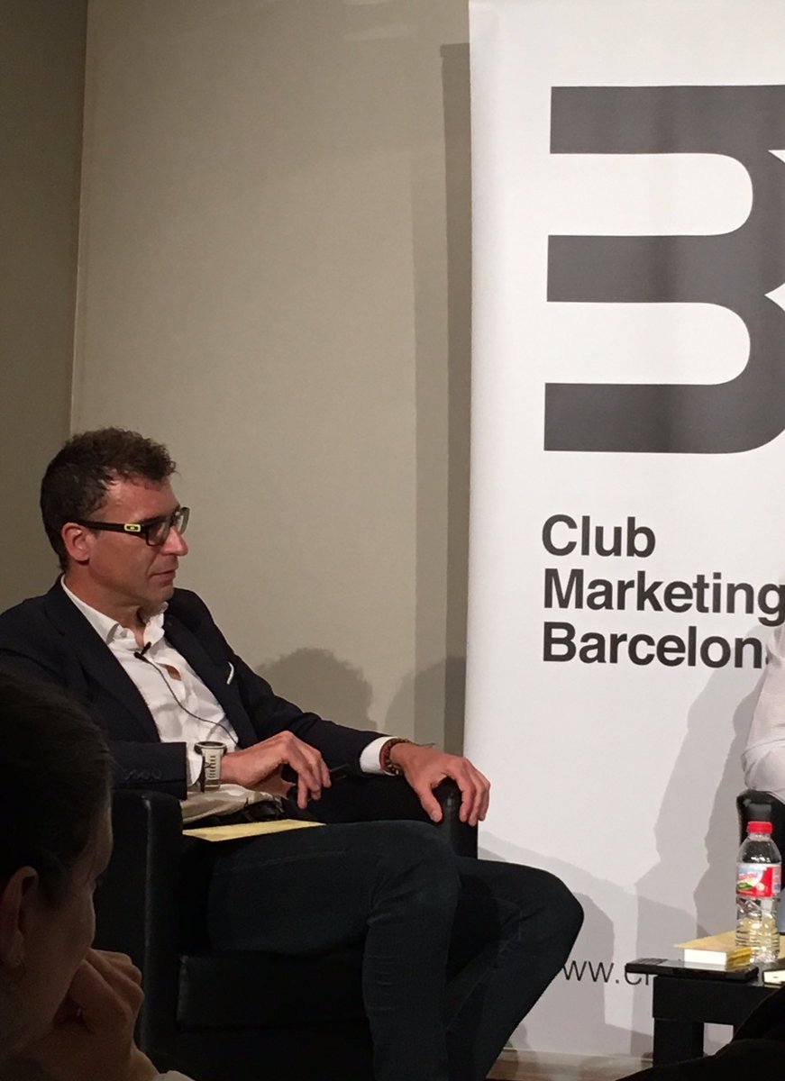 RBEWC's tweet photo. Salvador Tasqué @Fira_Barcelona sharing his personal retail story with @Nike Innovation House and the "no channel customer" journey.
@ClubMktBcn breakfast panel "Retail - dead or alive?" #RBEWC #CMBRETAIL https://t.co/8xBUiuDOAn