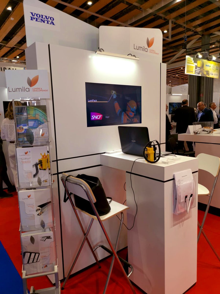 LUMILALED's tweet photo. #SIFER2019 C’est parti ! Jusqu’à jeudi, retrouvez-nous stand 2/340 aux côtés de l’équipe @Mecateamcluster ! Venez découvrir nos nouveautés ! https://t.co/P1SCeqz7Qr