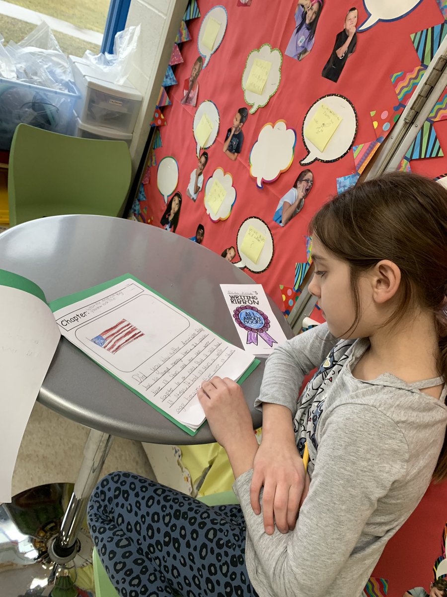 AmyRose2020's tweet image. The beautiful part about writing is it doesn’t have to be perfect to celebrate it. Here are some enthusiastic and proud non-fiction writers! ✏️🎉#worksofheart
@ARPanthers