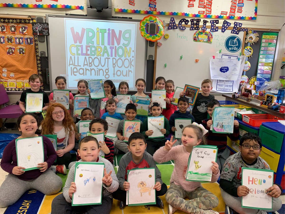 AmyRose2020's tweet image. The beautiful part about writing is it doesn’t have to be perfect to celebrate it. Here are some enthusiastic and proud non-fiction writers! ✏️🎉#worksofheart
@ARPanthers